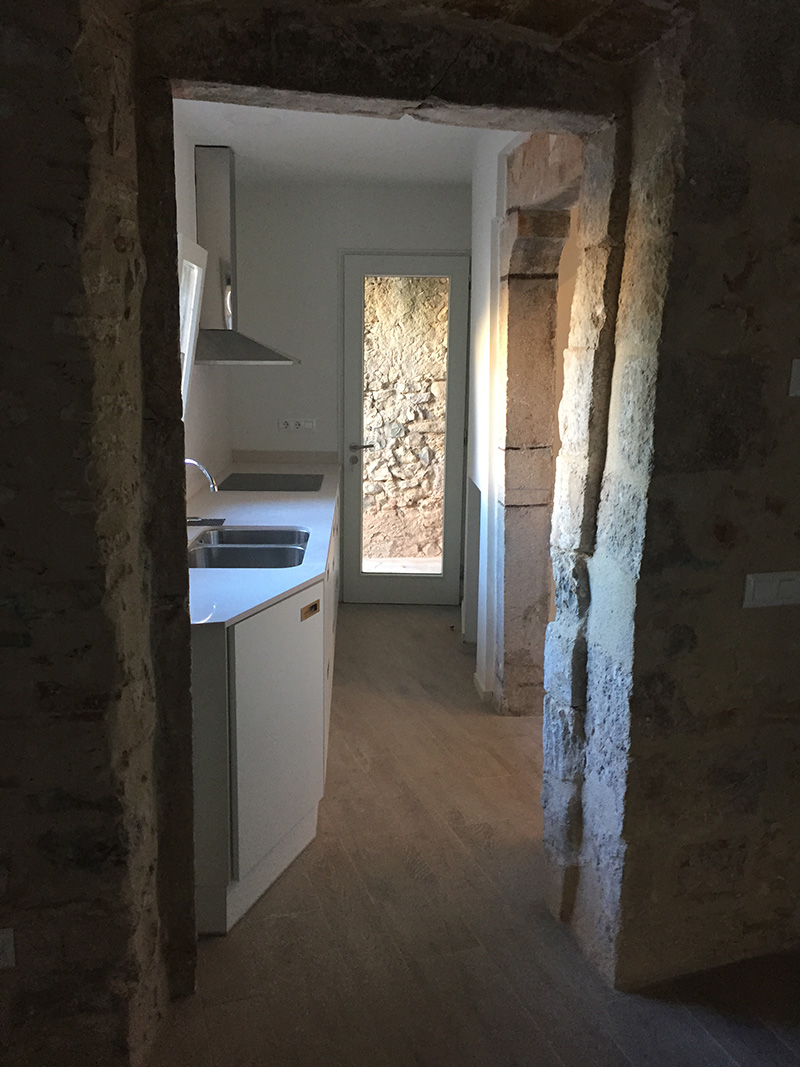 Reforma de dos habitatges en un al Barri Vell de Girona