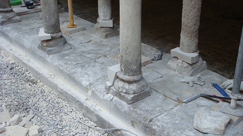 Restauració del claustre del Monestir de Sant Daniel